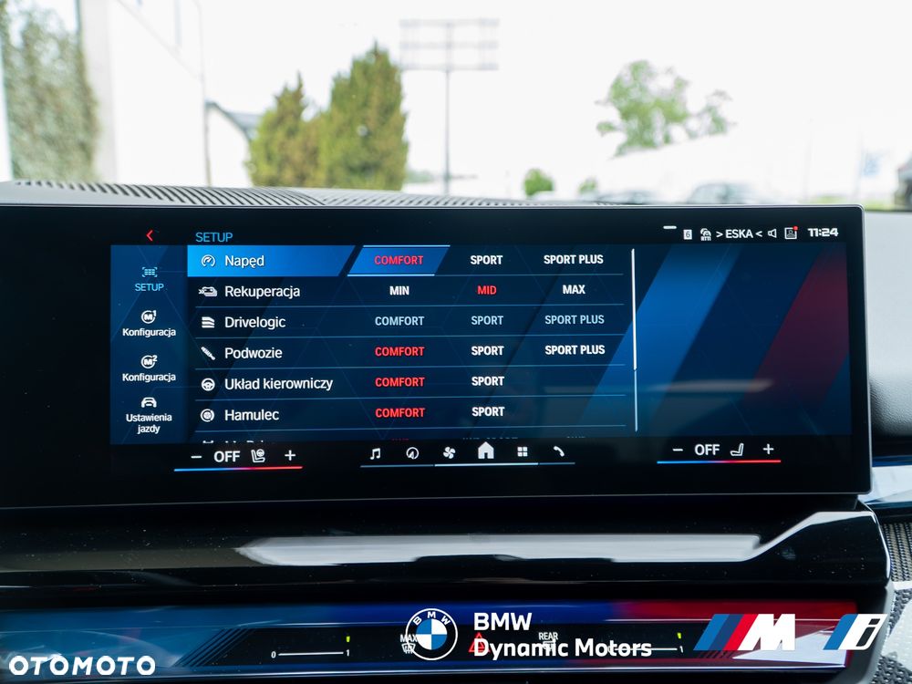 BMW M5 xDrive - 37