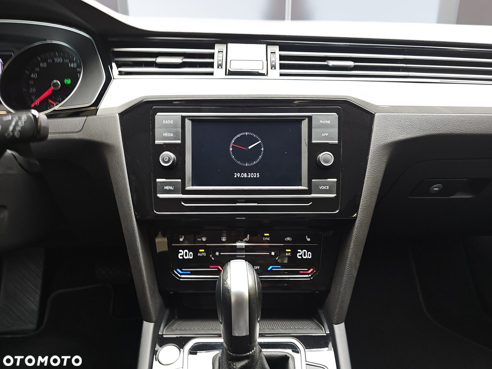 Volkswagen Passat 2.0 TDI EVO Business DSG - 27