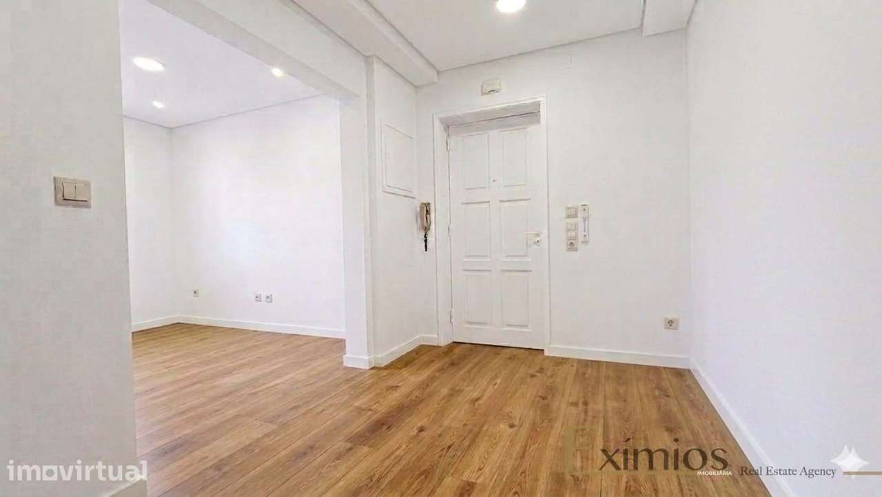 Apartamento T3 remodelado, no Centro da Póvoa de Varzim - Grande imagem: 3/9