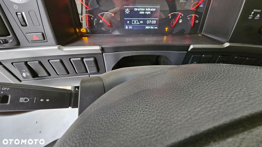 Volvo FMX 410 3 Strony Kiper 6x4 tylko 300000KM - 9