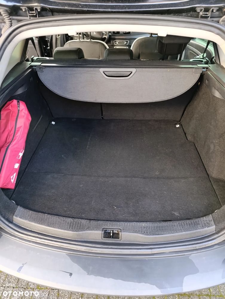 Renault Megane 1.5 dCi Energy Limited EU6 - 8