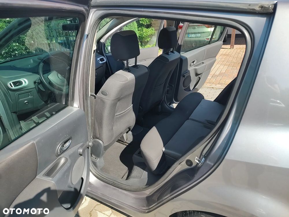 Renault Modus - 18
