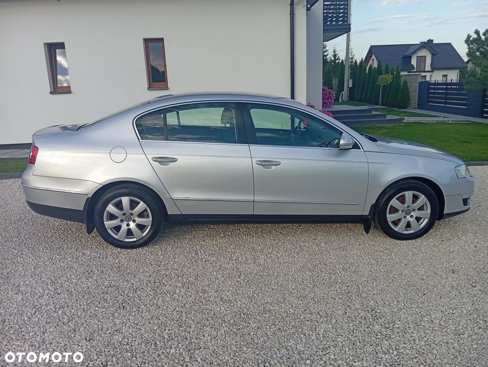 Volkswagen Passat - 5