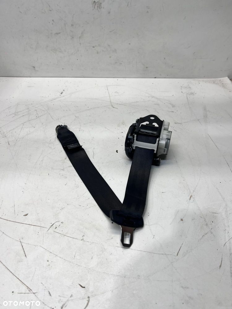 PAS BEZPIECZEŃSTWA ŚRODKOWY AUDI A6 C7 4G0857807C - 2