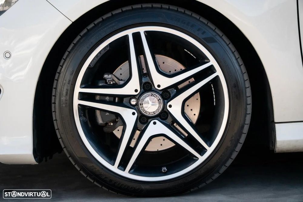 Mercedes-Benz CLA 220 d Shooting Brake AMG Line Aut. - 10