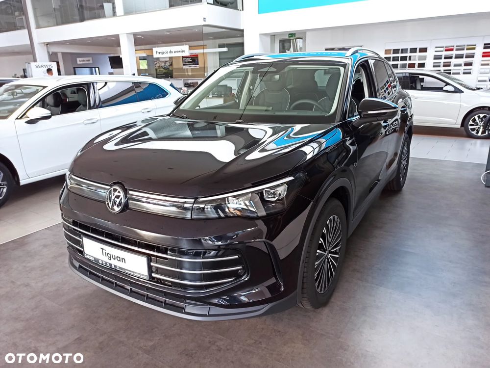 Volkswagen Tiguan - 5