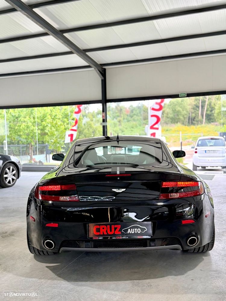 Aston Martin Vantage Coupe V8 Sportshift - 32