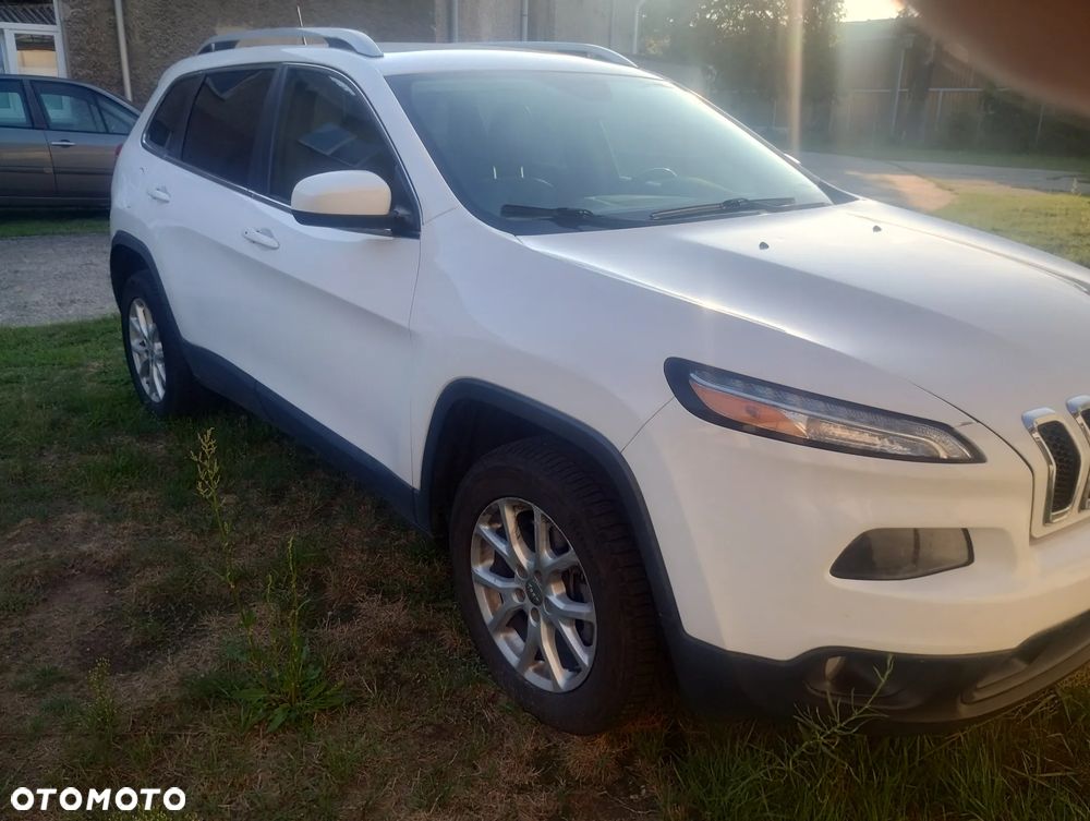 Jeep Cherokee - 5