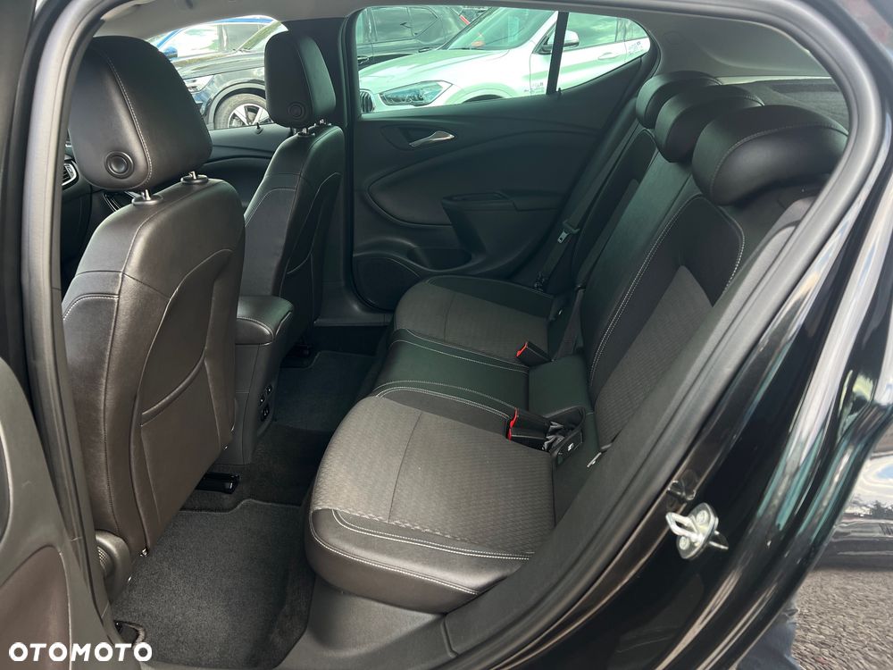 Opel Astra 1.4 Turbo Start/Stop Innovation - 37