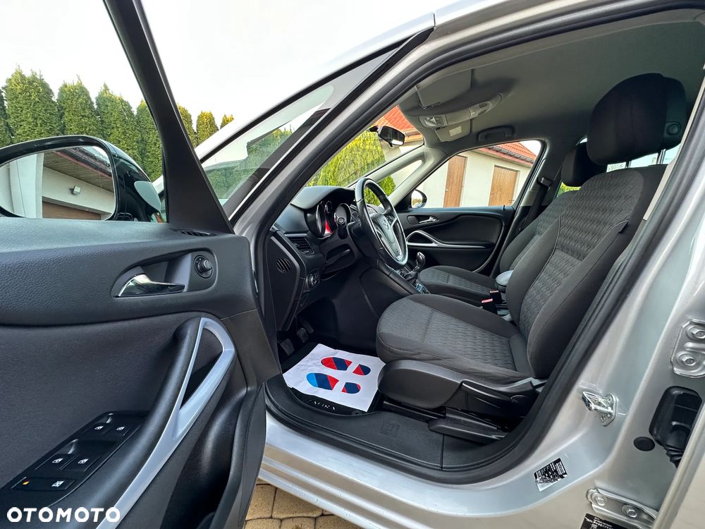 Opel Zafira Tourer 1.4 Turbo Sport - 19
