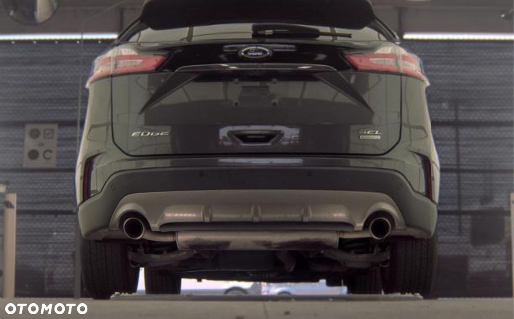 Ford Edge - 5