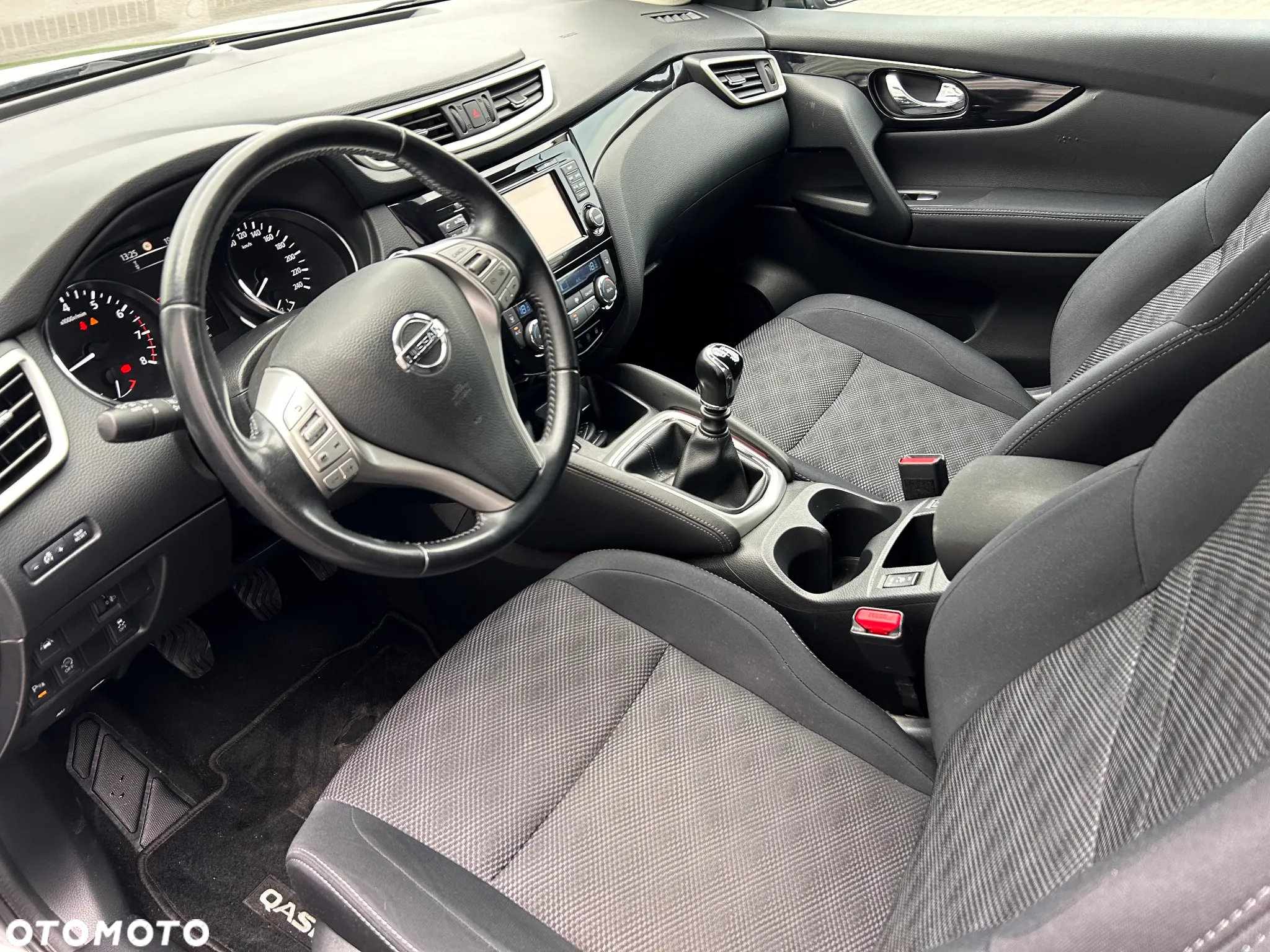Nissan Qashqai 1.6 DIG-T Tekna+ - 13