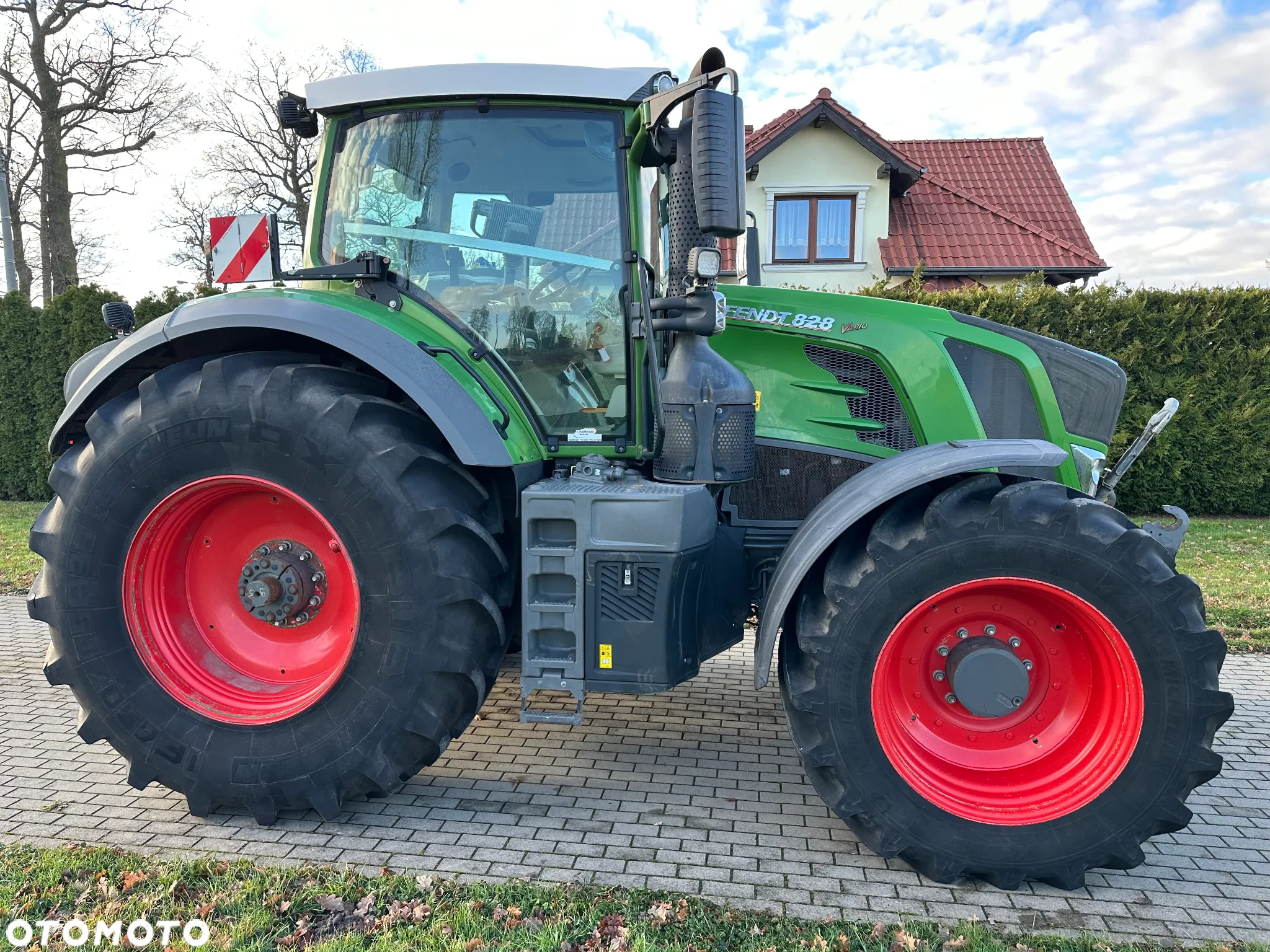 Fendt 828 S4 Profi Plus ,724 - 6