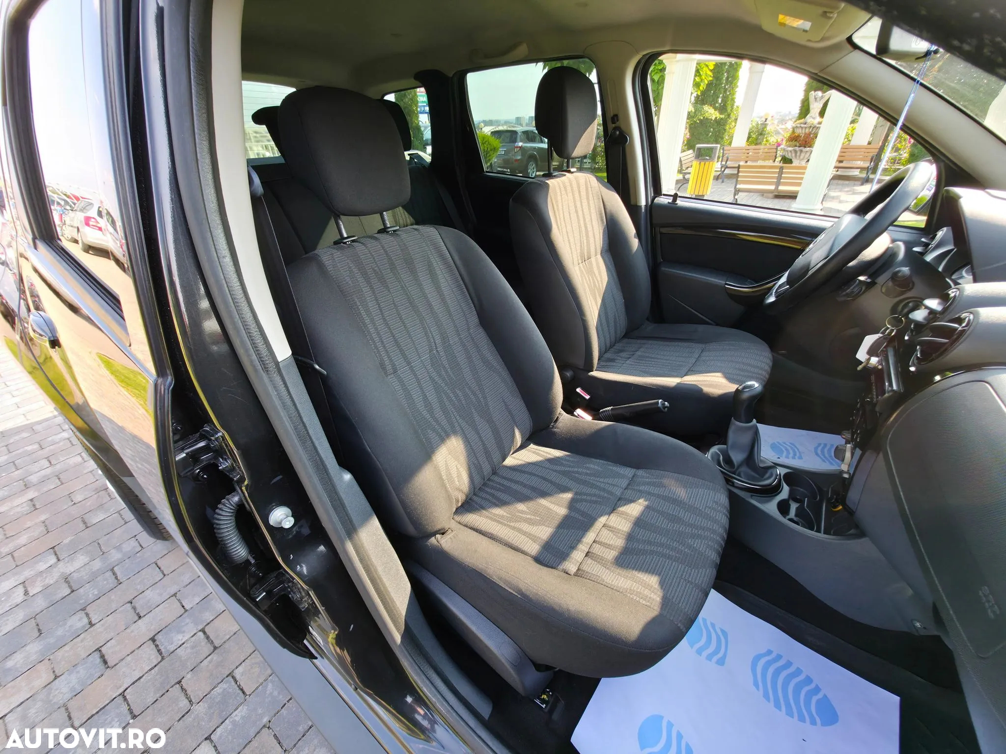 Dacia Duster dCi 85 4x2 Ambiance - 11