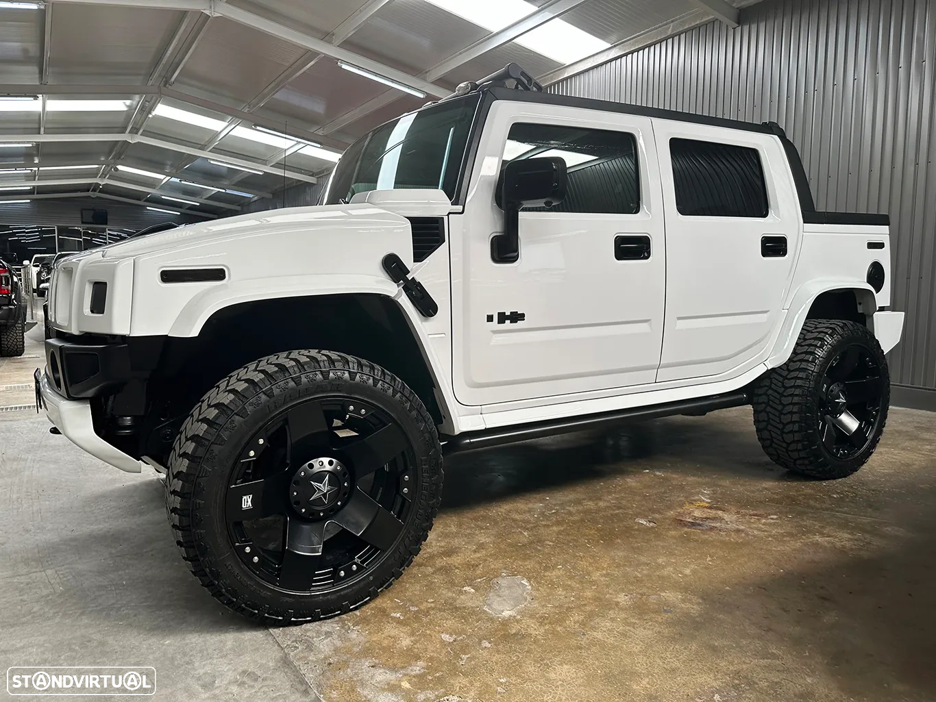 Hummer H2 6.2L V8 SUT - 2