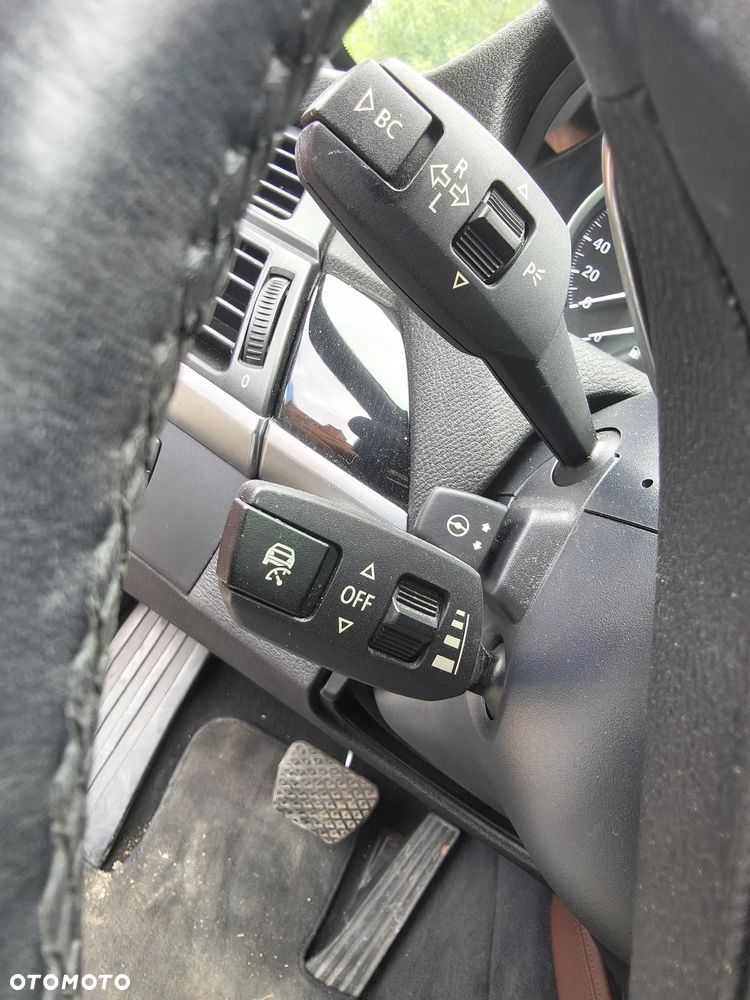 BMW X6 xDrive50i M Sport - 21