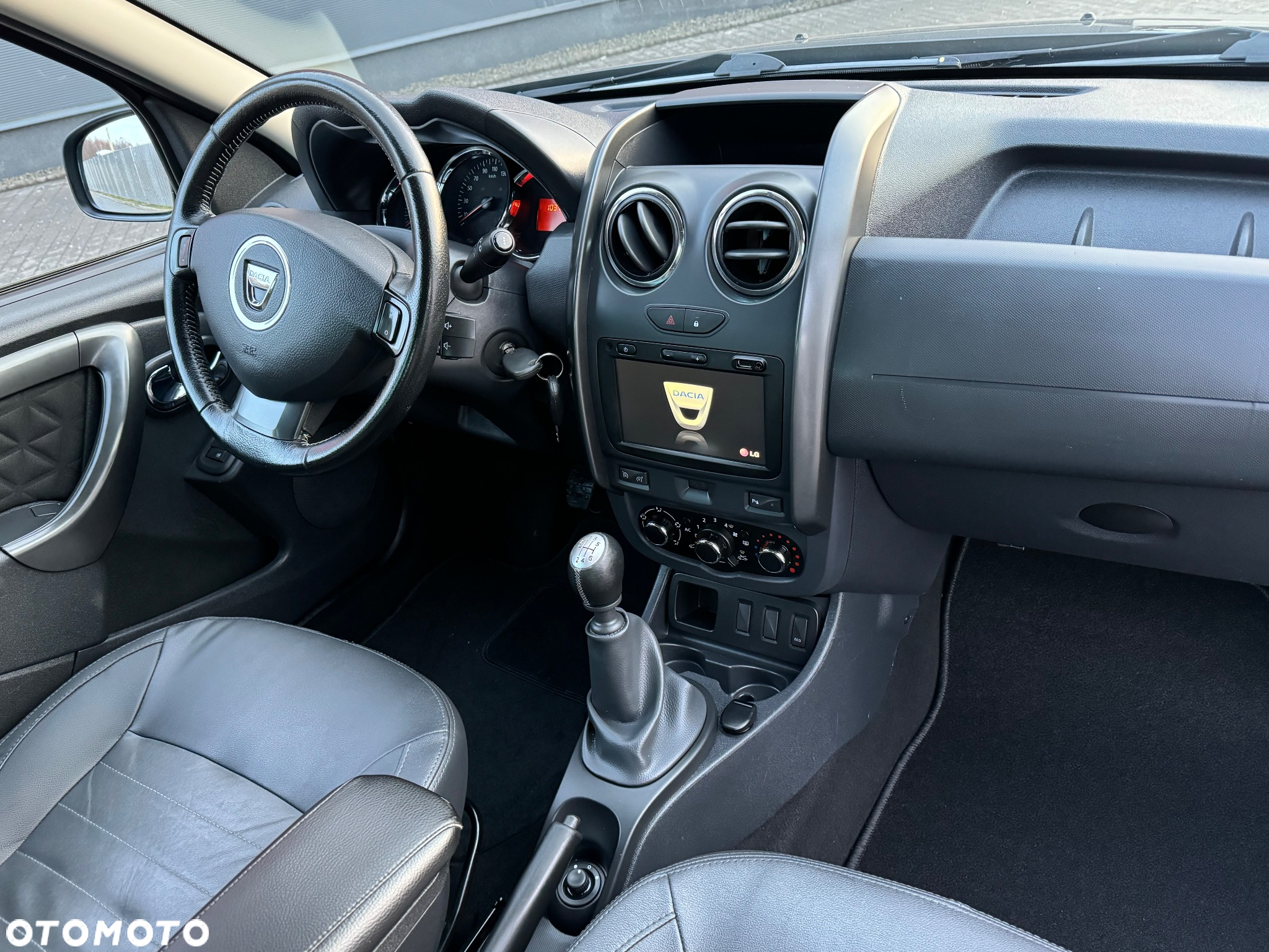 Dacia Duster 1.2 TCe Laureate - 7