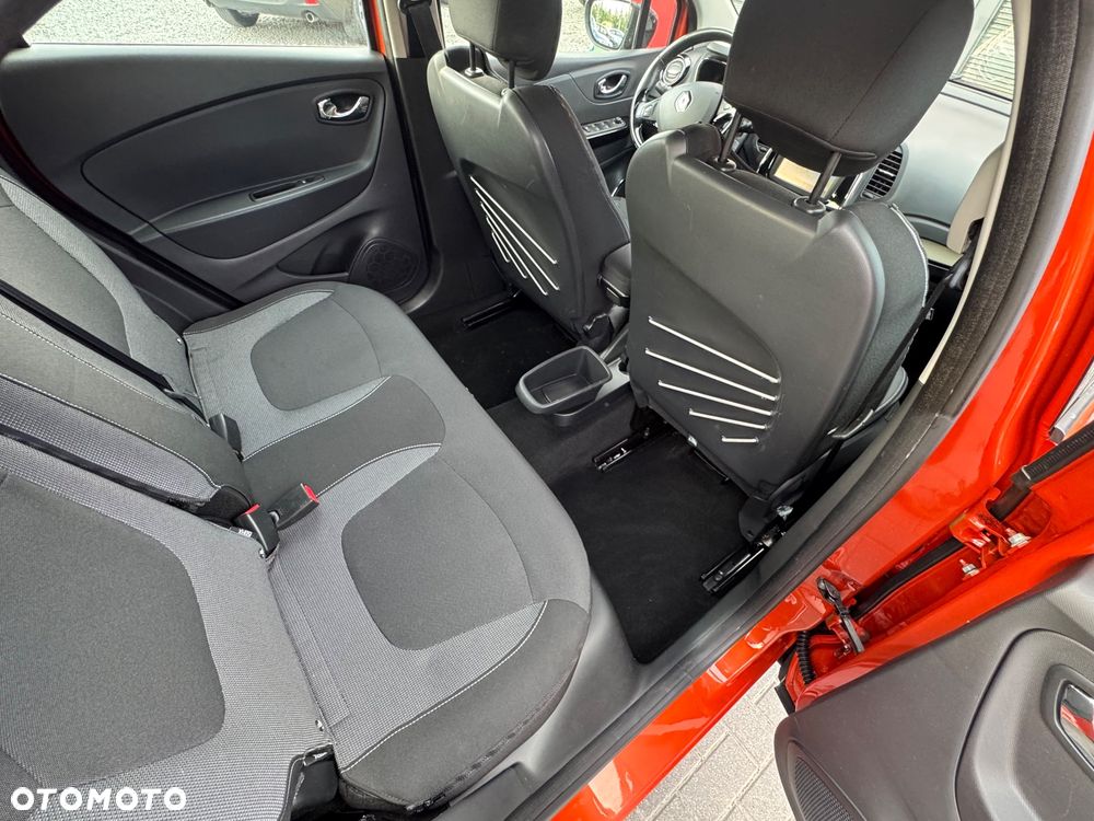 Renault Captur - 32