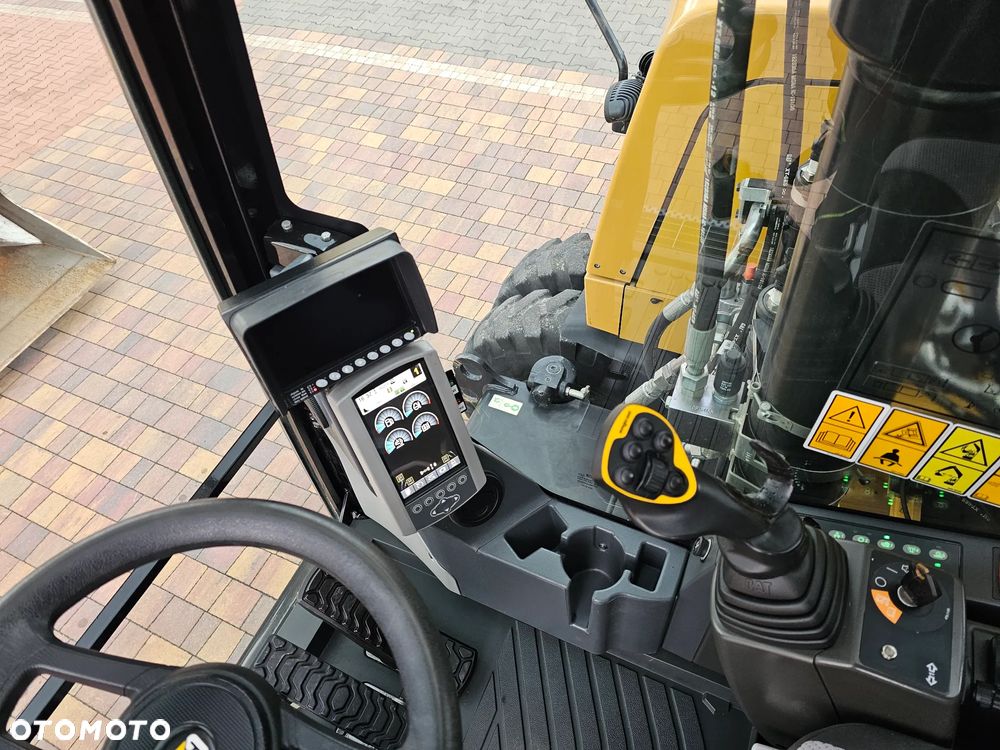 Caterpillar M 318 F - 34
