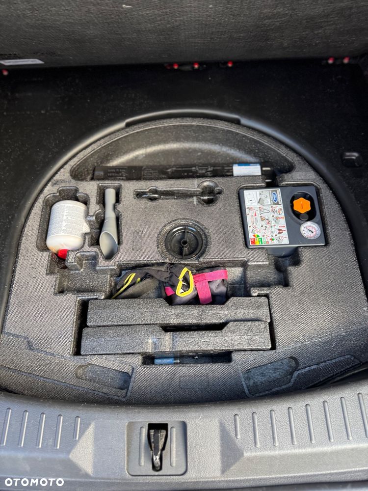 Ford Kuga 2.0 TDCi Titanium - 26