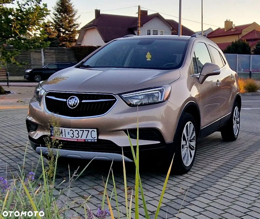 Buick Encore - 2