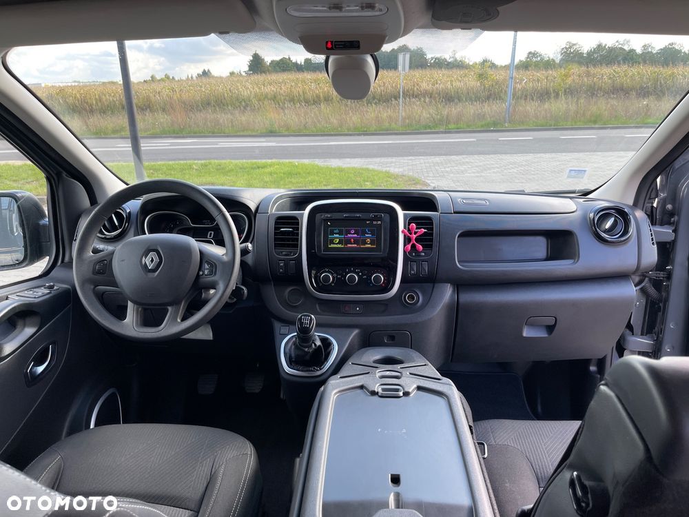 Renault Trafic 2.0 Long BRYGADÓWKA 6 osobowy - 36