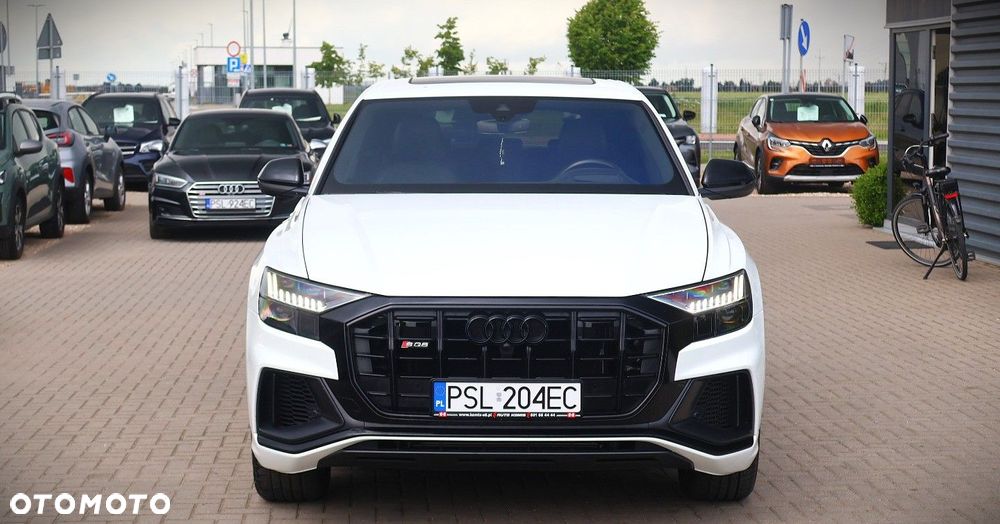 Audi Q8 - 10