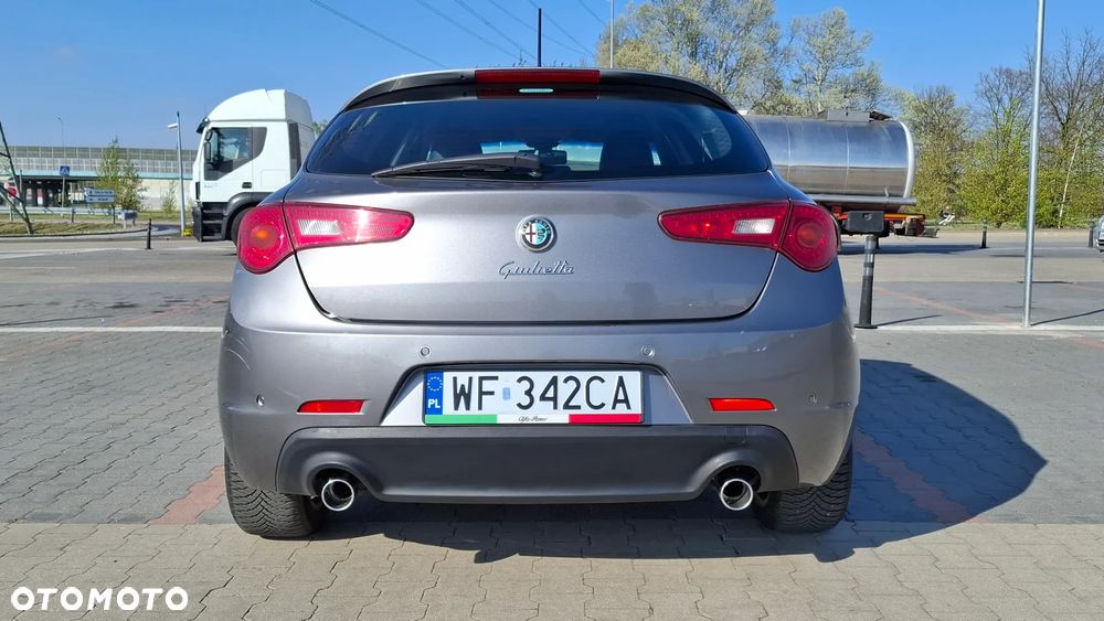 Alfa Romeo Giulietta 2.0 JTDM 16V Turismo - 11