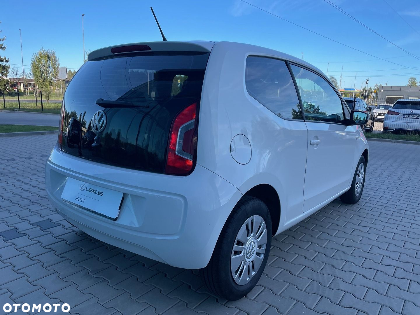 Volkswagen up! - 6