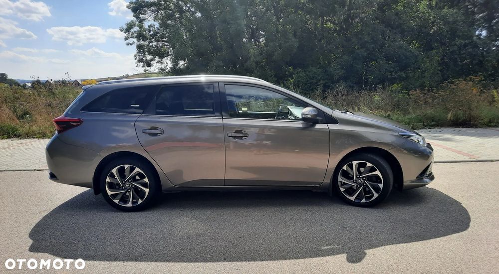 Toyota Auris 1.6 Comfort - 3