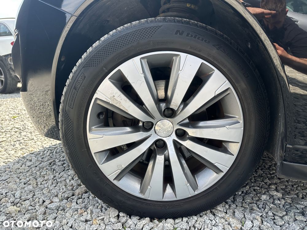 Peugeot 3008 2.0 BlueHDi Allure - 40