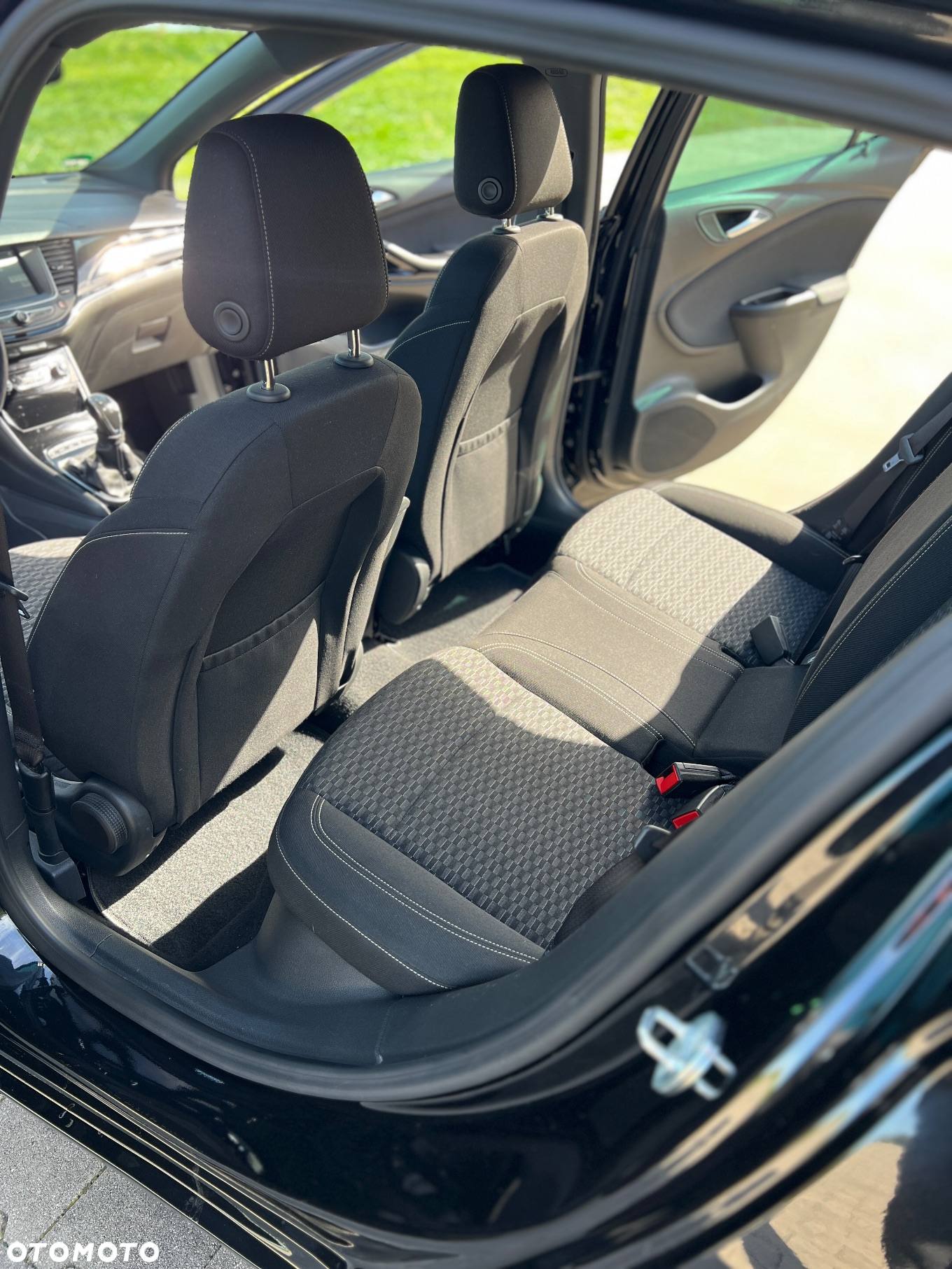Opel Astra V 1.4 T Elite S&S - 24