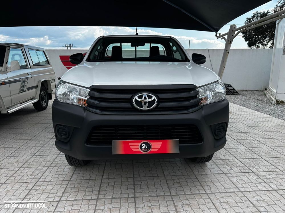 Toyota Hilux - 2