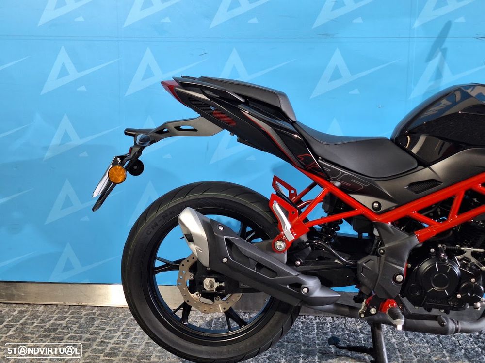 Benelli BN - 4