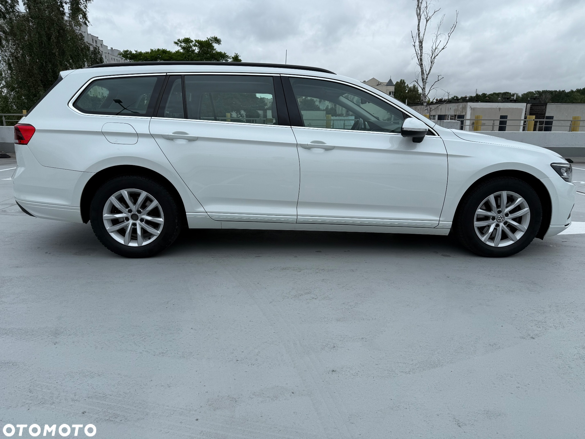Volkswagen Passat 2.0 TDI EVO Business DSG - 9