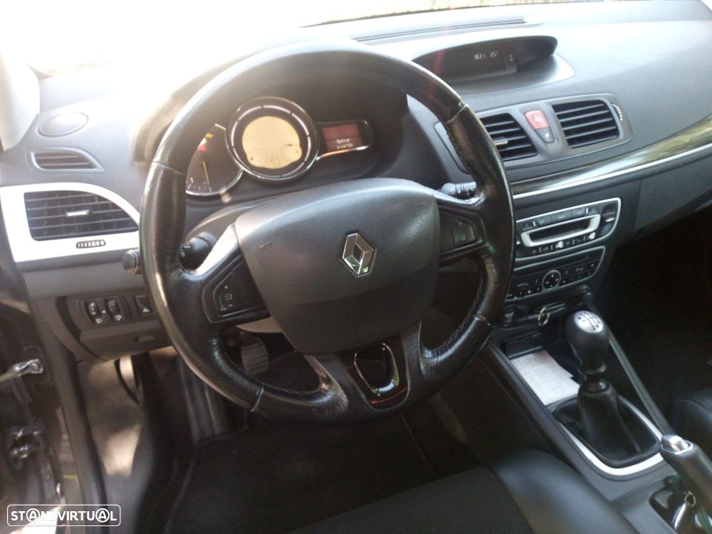 Renault Mégane Coupe 1.5 dCi Dynamique S - 14