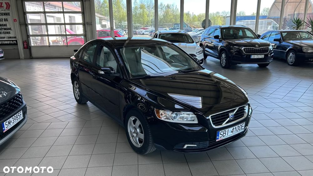 Volvo S40 1.6 Momentum - 3