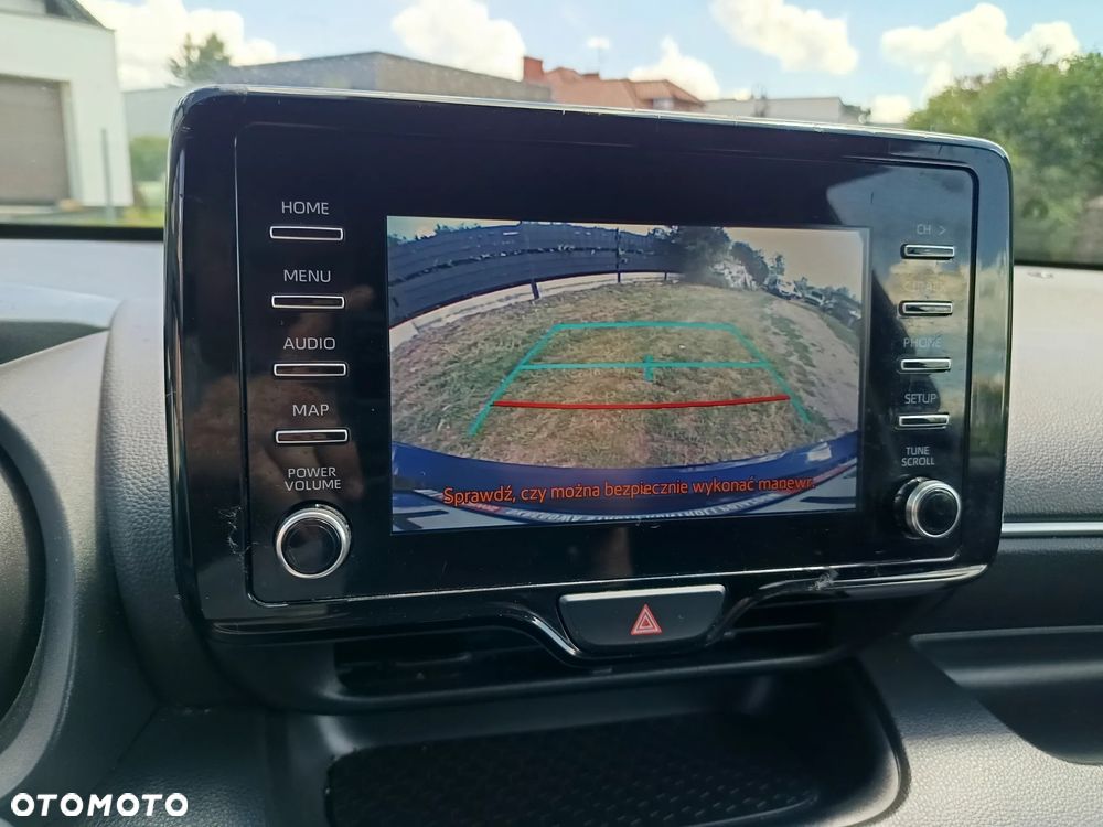 Toyota Yaris - 16