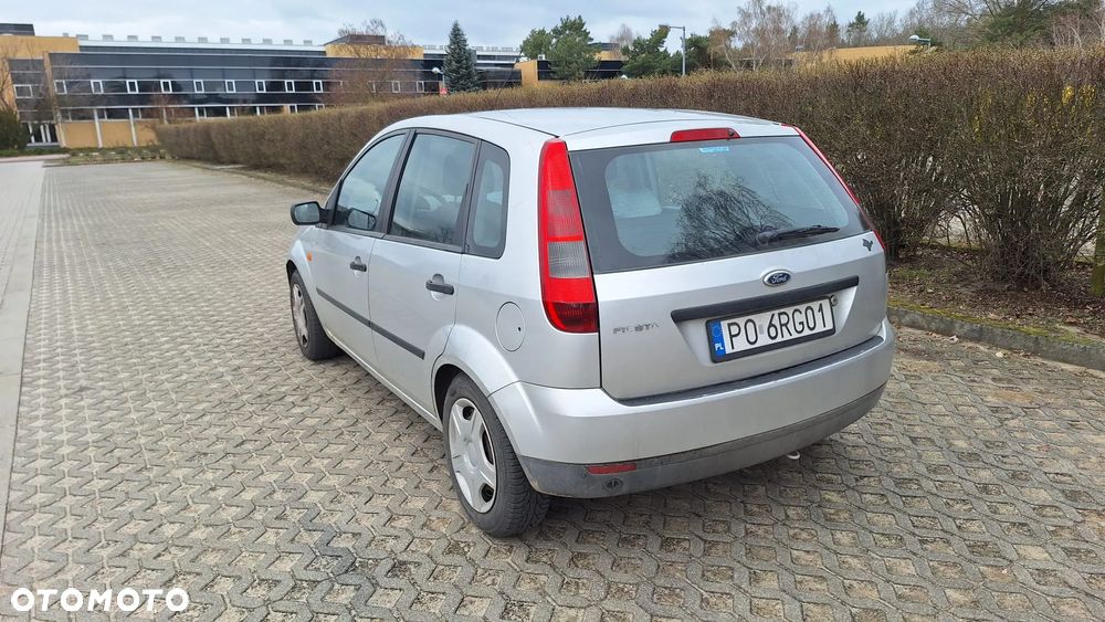 Ford Fiesta - 4