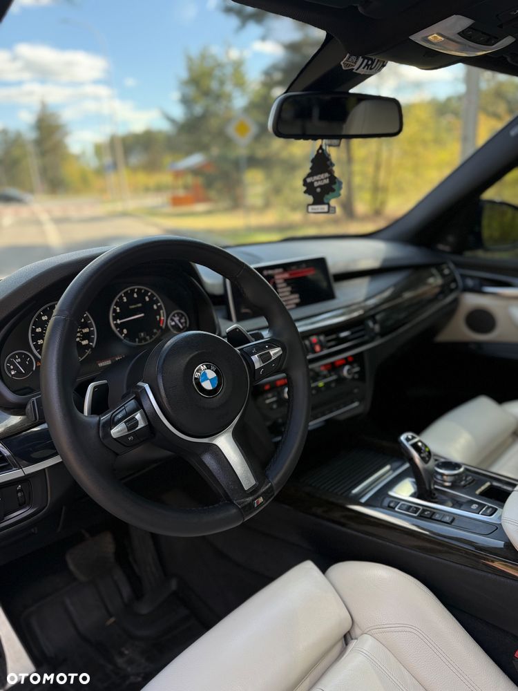 BMW X5 xDrive35i - 10