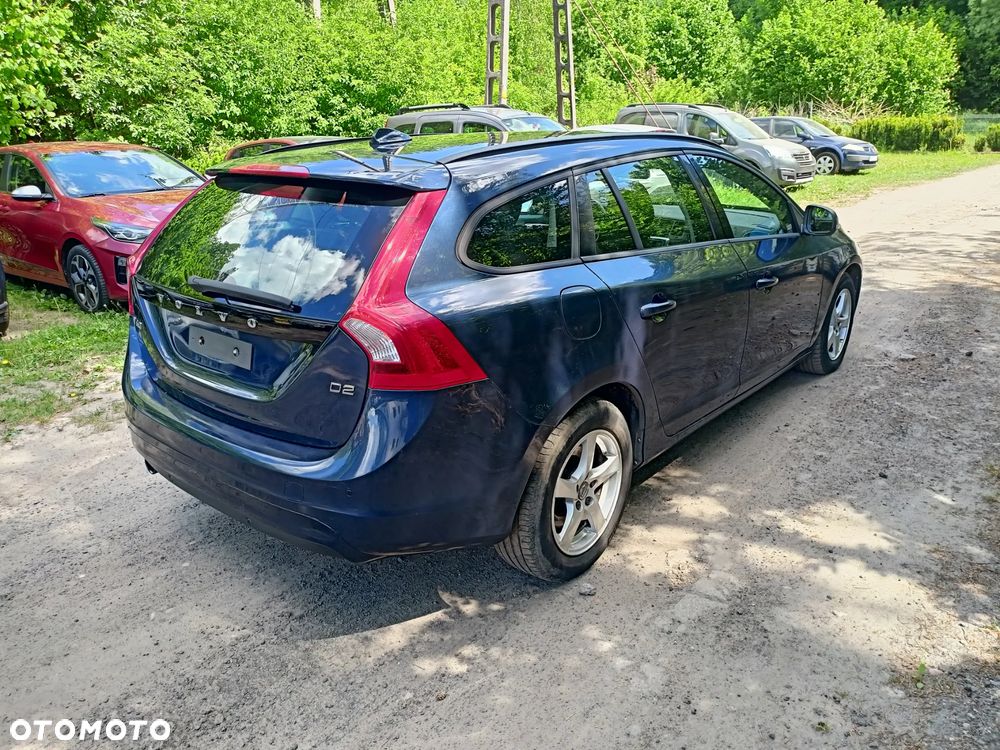 Volvo V60 D2 Edition - 4