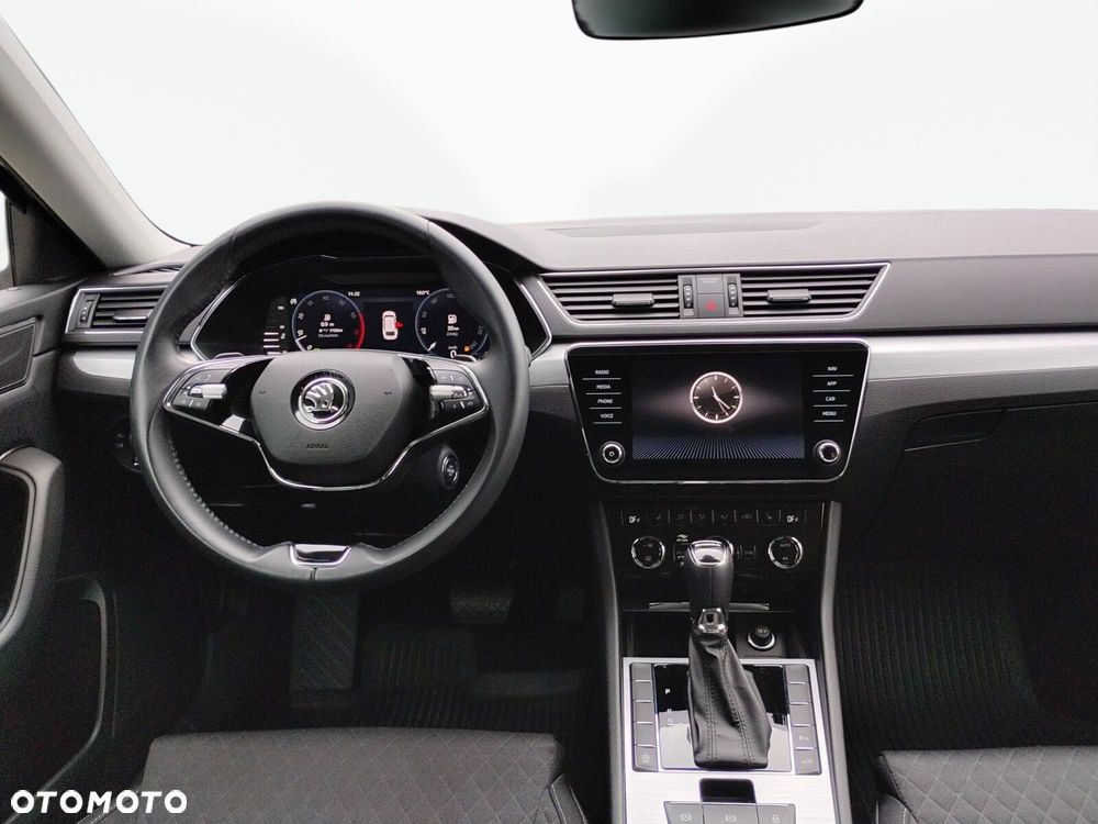 Skoda Superb 1.5 TSI Ambition DSG - 17