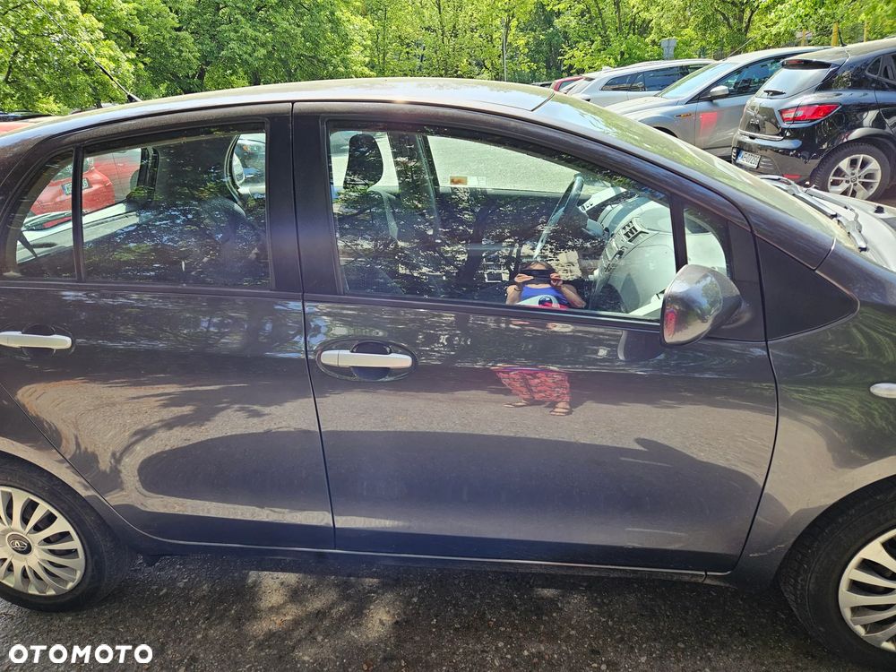 Toyota Yaris 1.33 Luna - 11