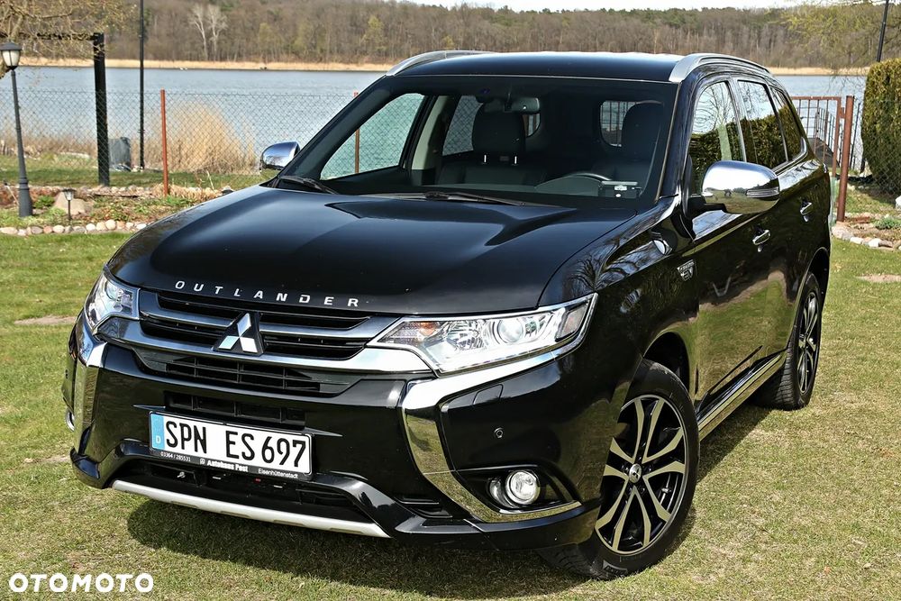 Mitsubishi Outlander - 7