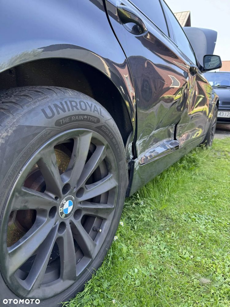 BMW Seria 5 528i xDrive - 21