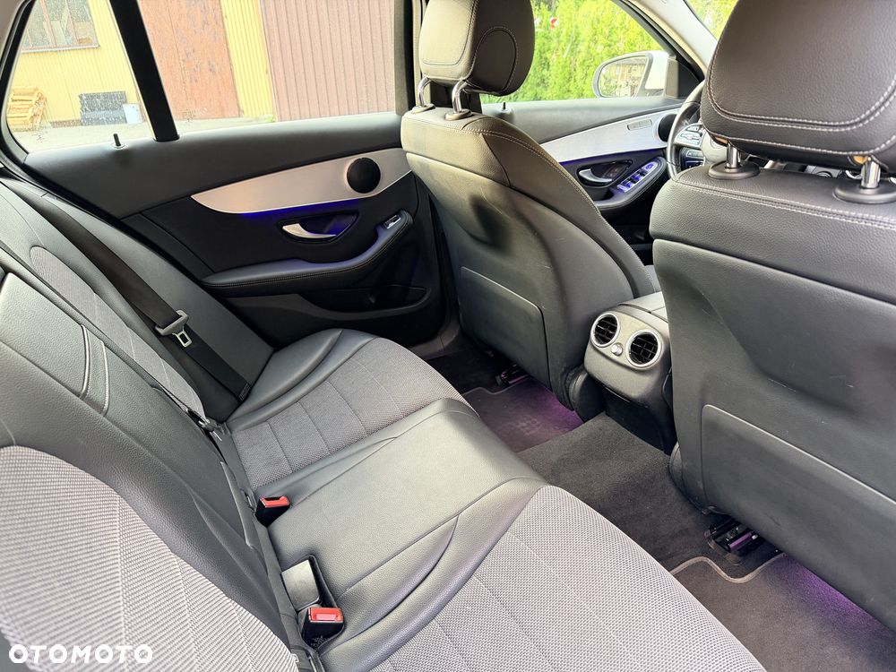 Mercedes-Benz Klasa C 300 e 9G-TRONIC - 13