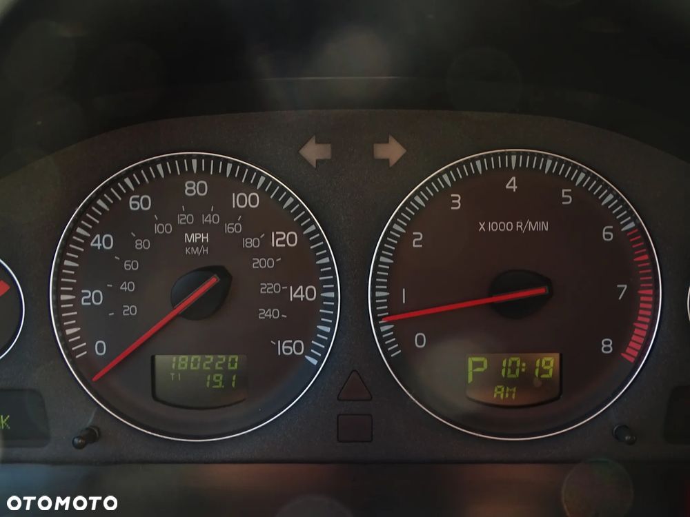 Volvo XC 90 3.2 AWD Sport - 25