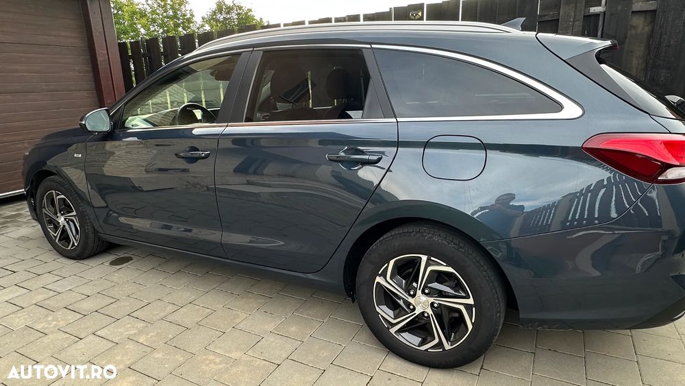 Hyundai i30 1.5 160CP MHEV 48V M/T Highway - 3
