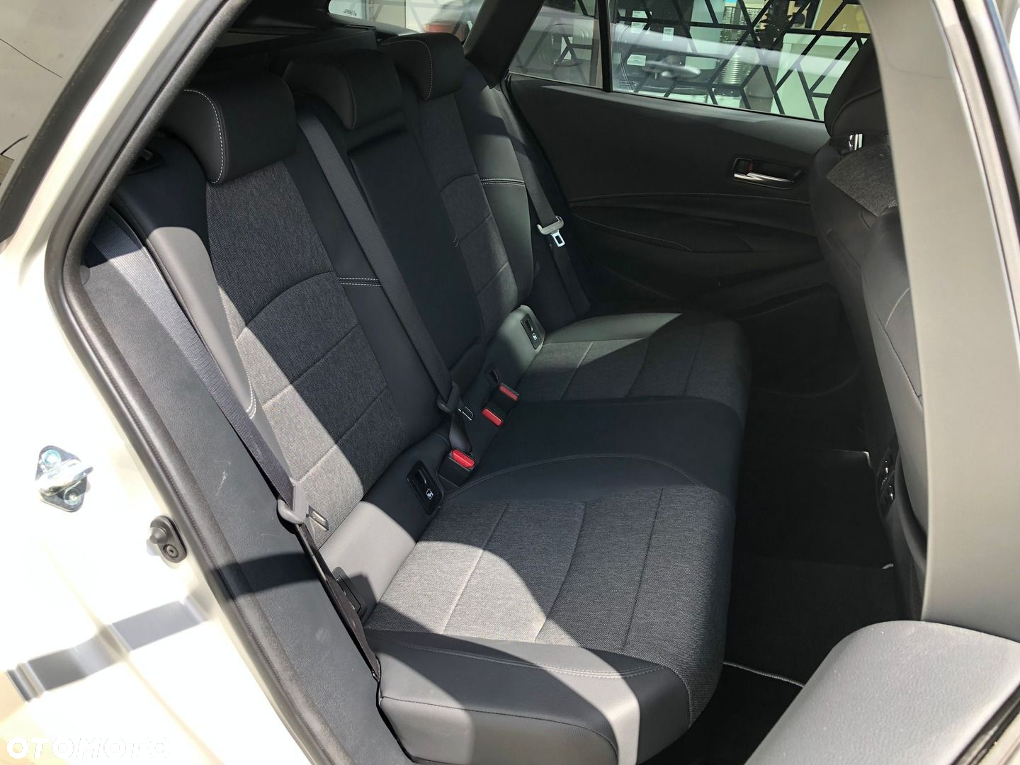 Toyota Corolla - 27