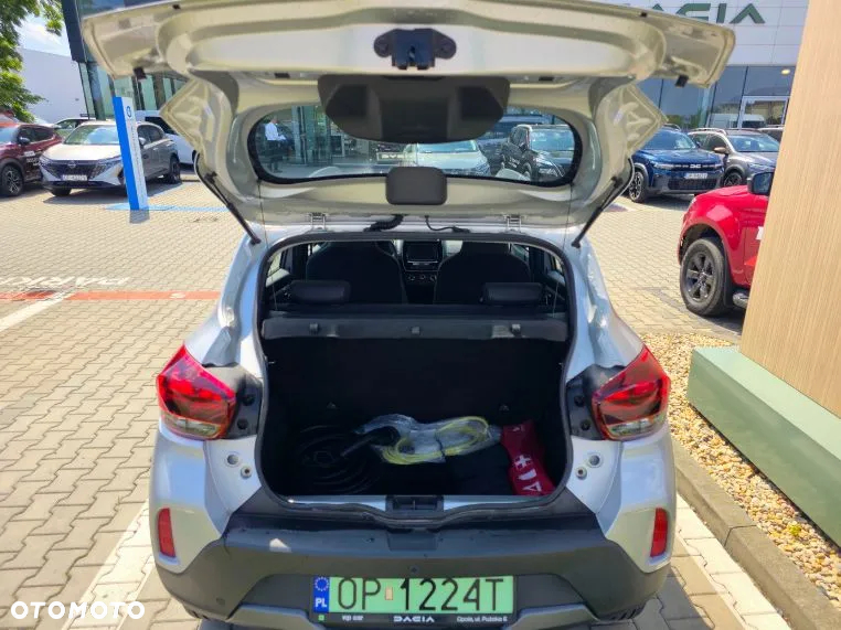 Dacia Spring - 8